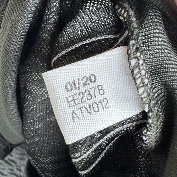 Adidas Manchester United Jersey Mens Medium Matić Premier League Soccer 2020 21 - Picture 4 of 9